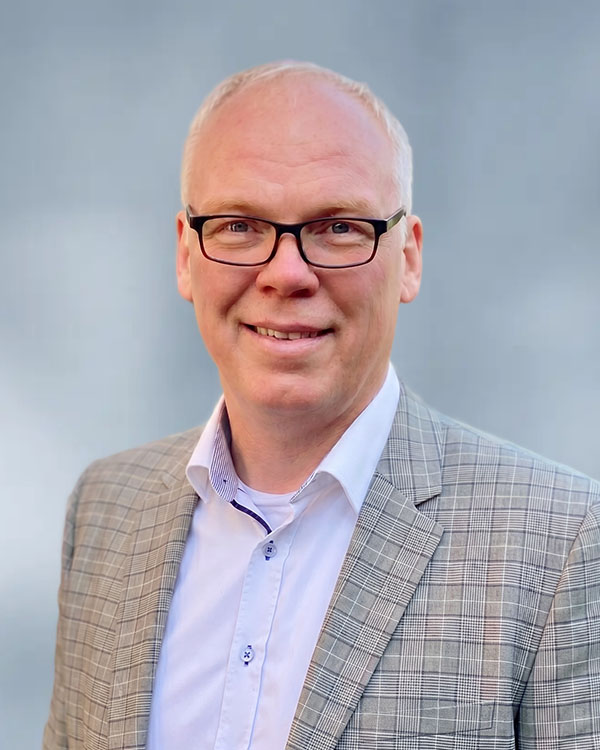 Tobias Weil